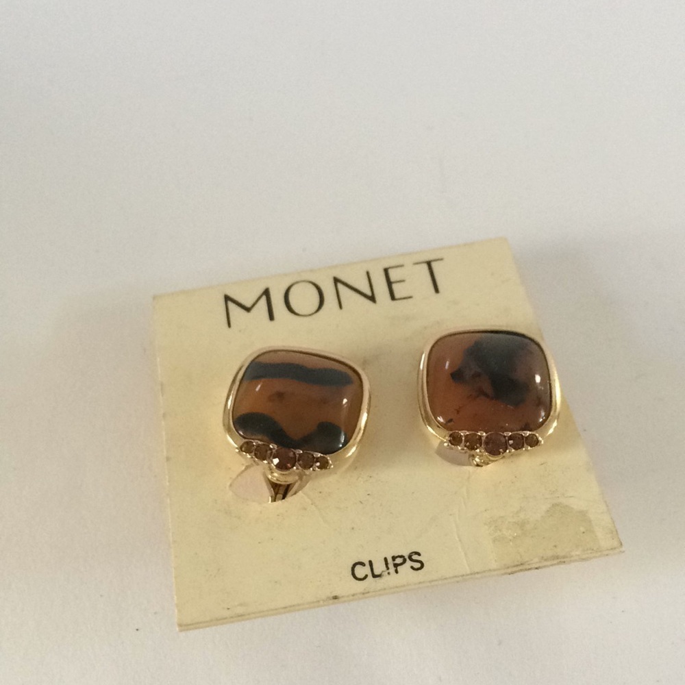 FINAL MARKDOWN STUNNING new clip on earrings